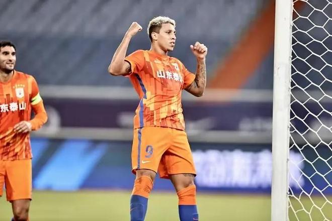 关于华尔沃尔青年队凭借闪光表现，轻松取胜的信息